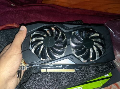 Geforce GTX 1660 Super photo review